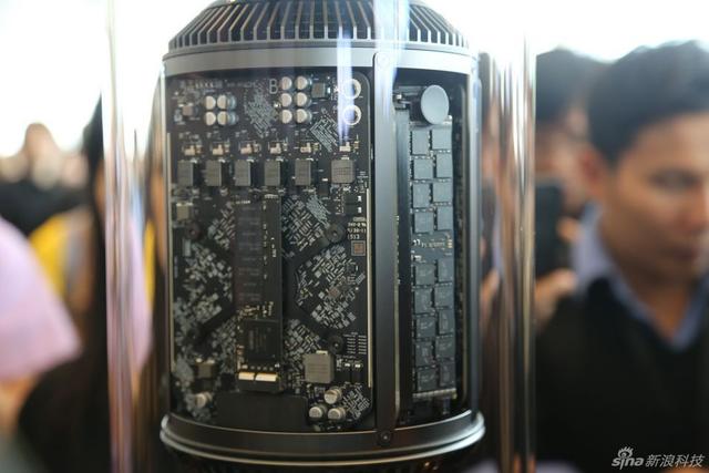 新款Mac Pro工作站实拍