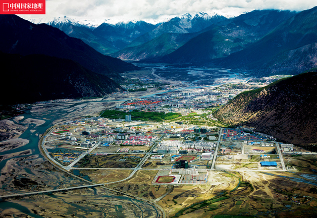 [航拍]林芝八一镇