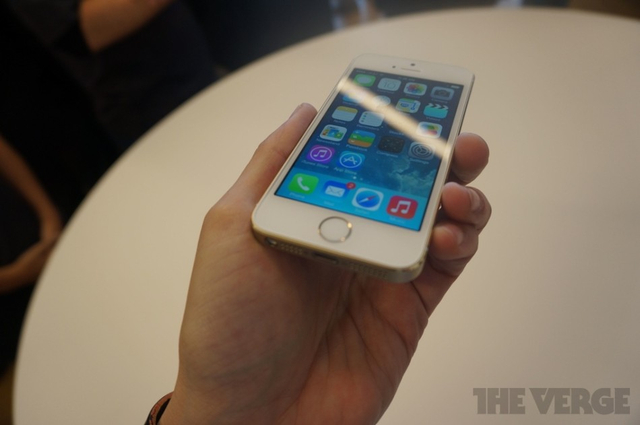 iPhone 5s真机现场实拍图集