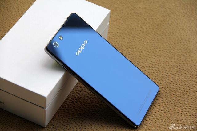 蓝色镀膜超薄4g新机 oppo r8007开箱图赏