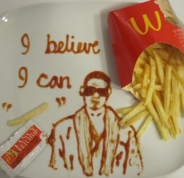 “吃货”变身艺术家：日常食物创作精美艺术品