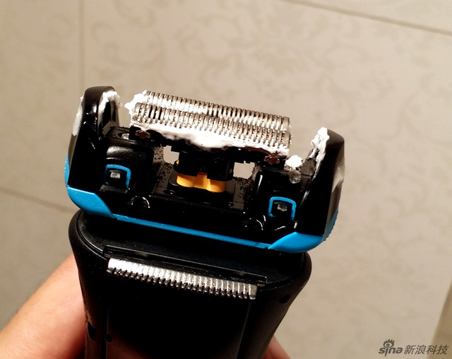 结合剃须泡沫使用体验