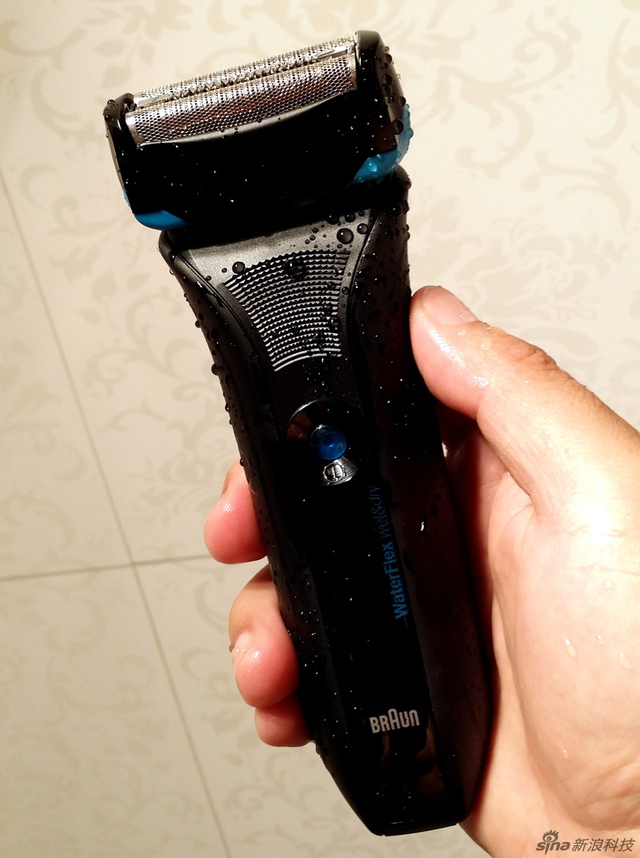 博朗干湿两用剃须刀体验