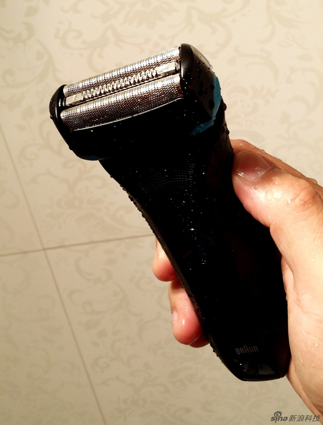 博朗干湿两用电动剃须刀体验
