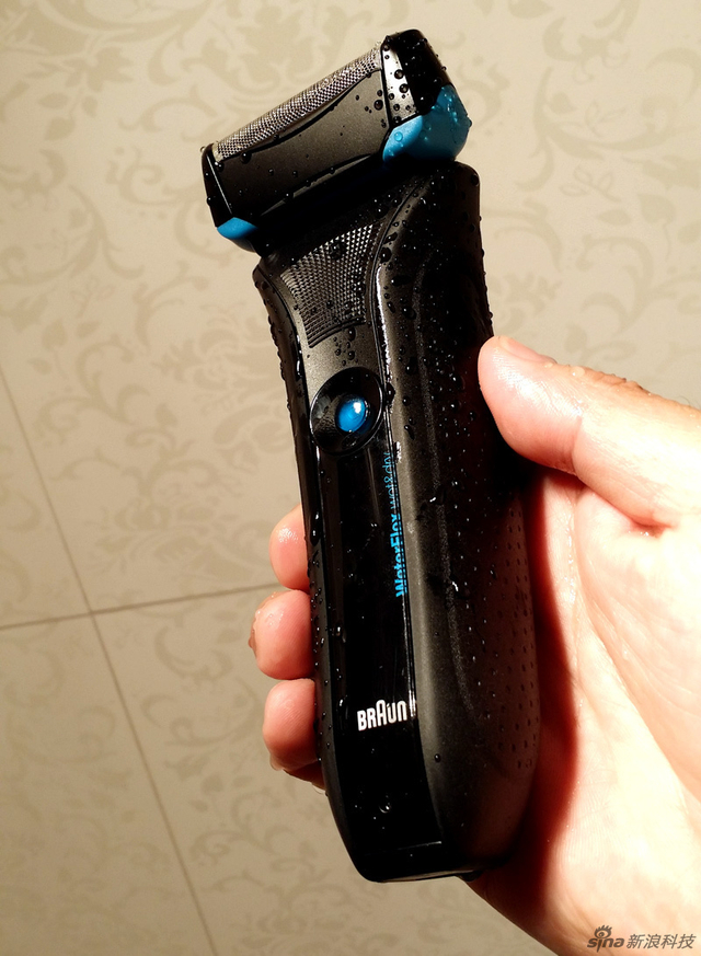 博朗干湿两用电动剃须刀体验