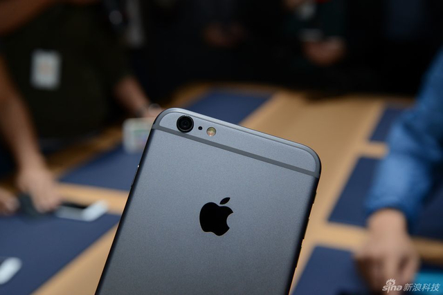 iPhone 6及iPhone 6 Plus现场实拍图集