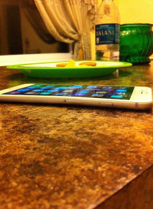 iPhone 6压弯案例