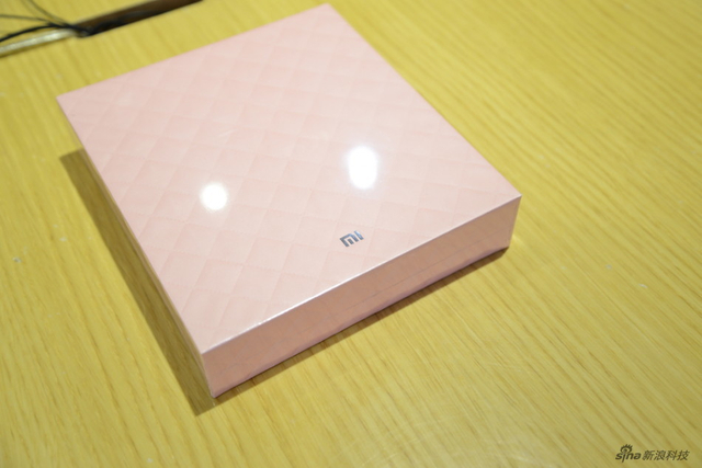 小米Note女神版/红米2A等新品现场实拍