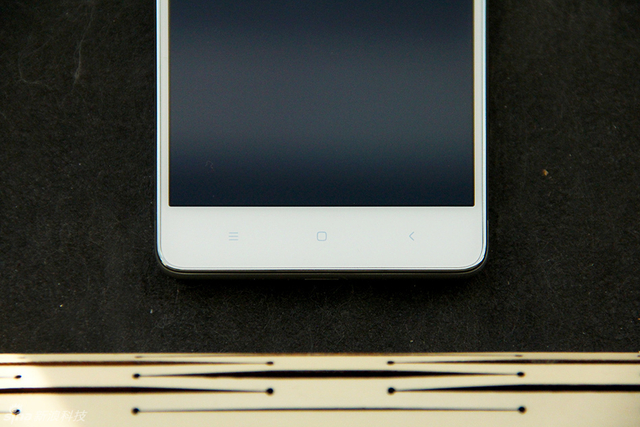 大电池+金属机身 红米手机3图赏