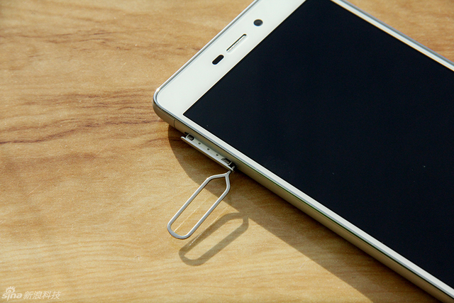 大电池+金属机身 红米手机3图赏