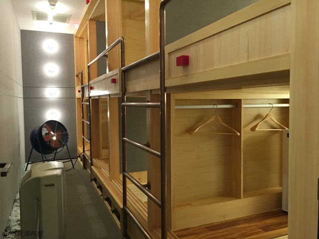 正在散味的Google休息室