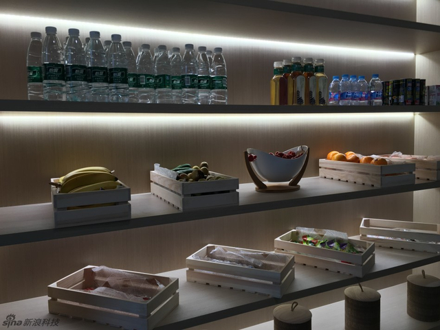 Google茶水间不间断供应的零食