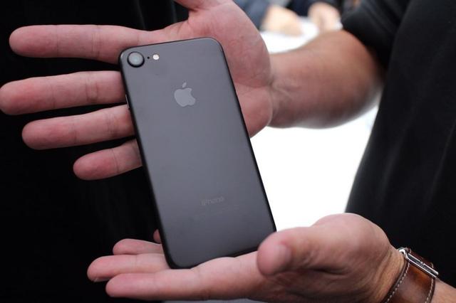 新浪科技前方体验iPhone 7