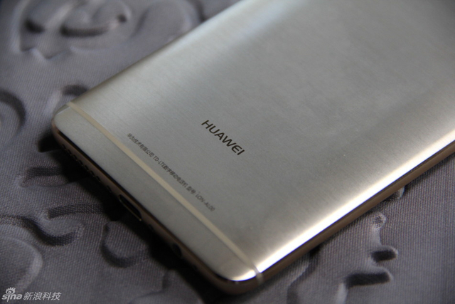 首发麒麟960芯片 HUAWEI Mate 9/9 Pro图赏