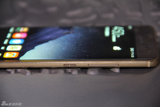 首发麒麟960芯片 HUAWEI Mate 9/9 Pro图赏