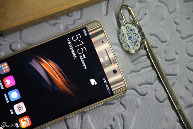 首发麒麟960芯片 HUAWEI Mate 9/9 Pro图赏