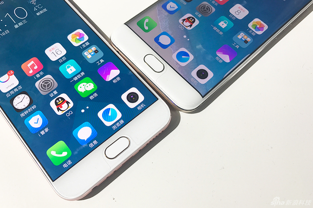四面曲屏温润如玉 vivo XPlay 6现场图赏