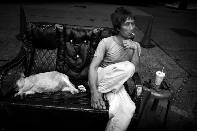 黑镜头：香港九龙的夜晚