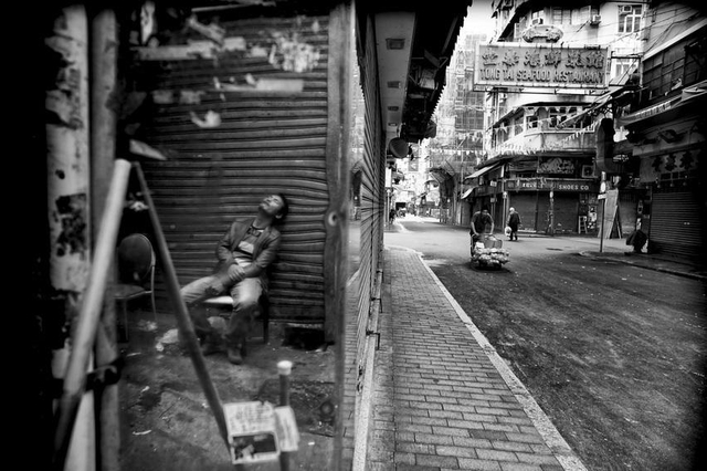 黑镜头：香港九龙的夜晚
