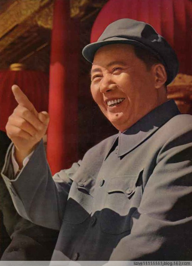 蒋介石从“一支烟”判定毛泽东是人中“龙虎”