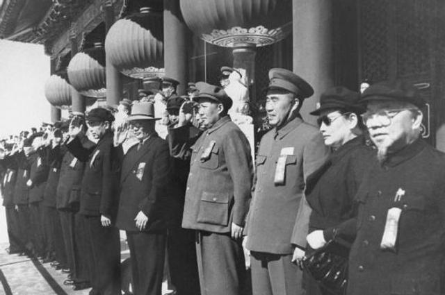 历届军委主席及阅兵照