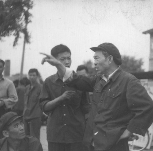 扒开记忆那层土：1976年唐山大地震现场照