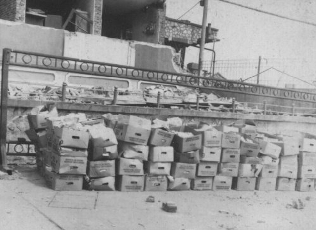 扒开记忆那层土：1976年唐山大地震现场照