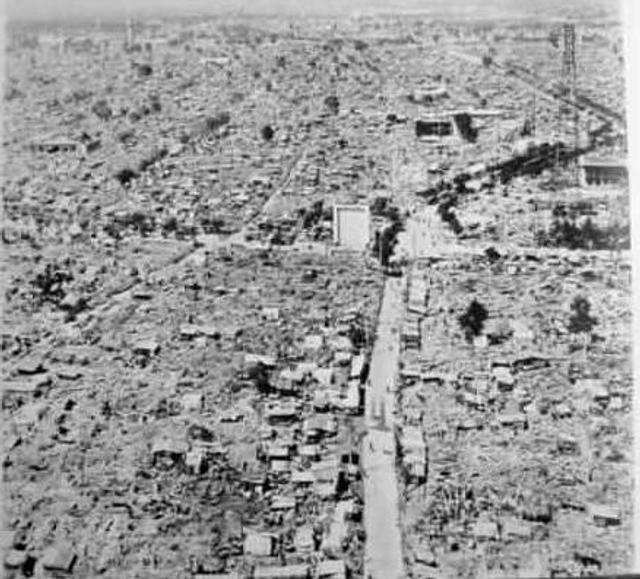 扒开记忆那层土：1976年唐山大地震现场照