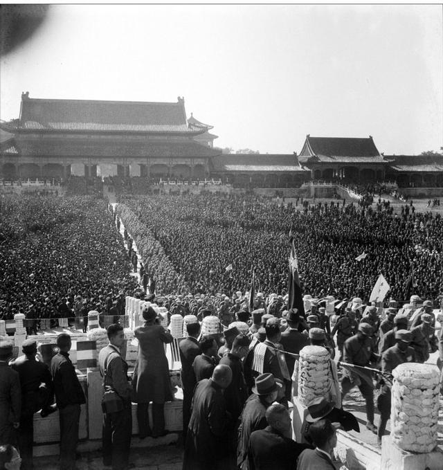 二战胜利时刻:日本向同盟国投降全景回顾