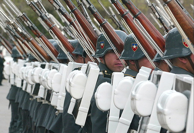 阅兵哪家强:各国阅兵旧照