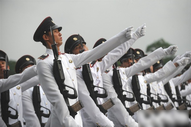 阅兵哪家强:各国阅兵旧照