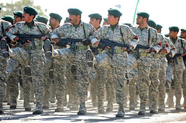 阅兵哪家强:各国阅兵旧照