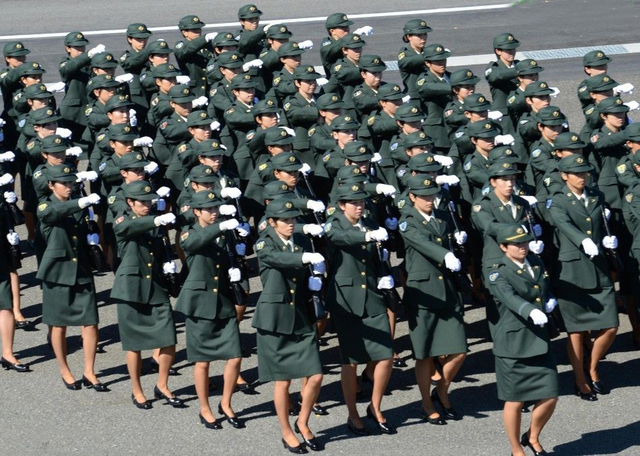 阅兵哪家强:各国阅兵旧照