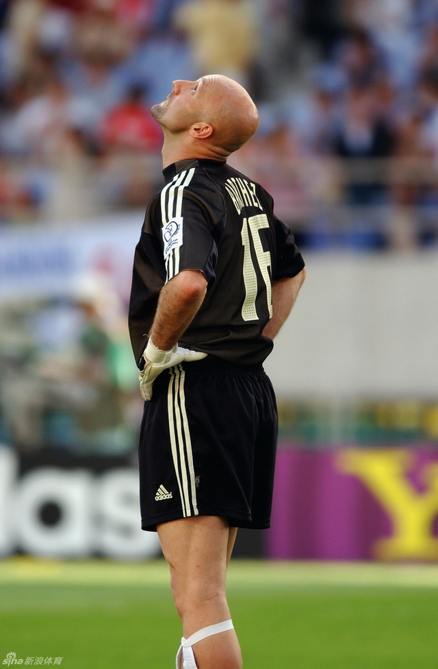 巴特斯仰天长叹