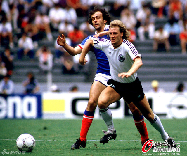 联邦德国队罗尔夫与法国队普拉蒂尼