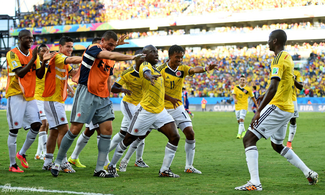 融入队友们独特的庆祝