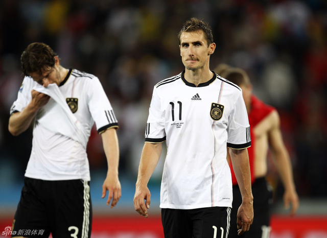 克洛泽默然无语