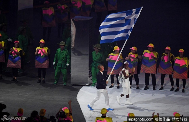 希腊代表团入场