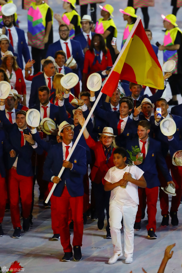 西班牙旗手纳达尔