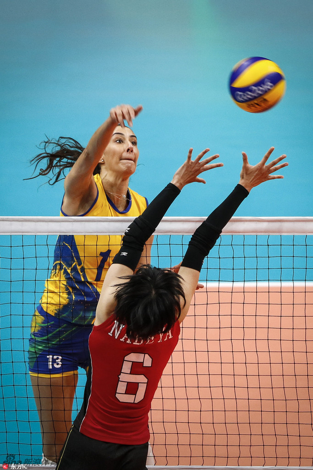 锅谷友理枝全力拦截