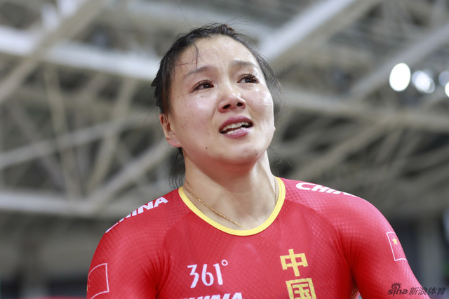 宫金杰热泪盈眶