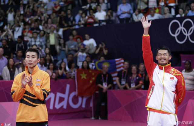 伦敦奥运会羽毛球男单决赛，李宗伟屈居亚军