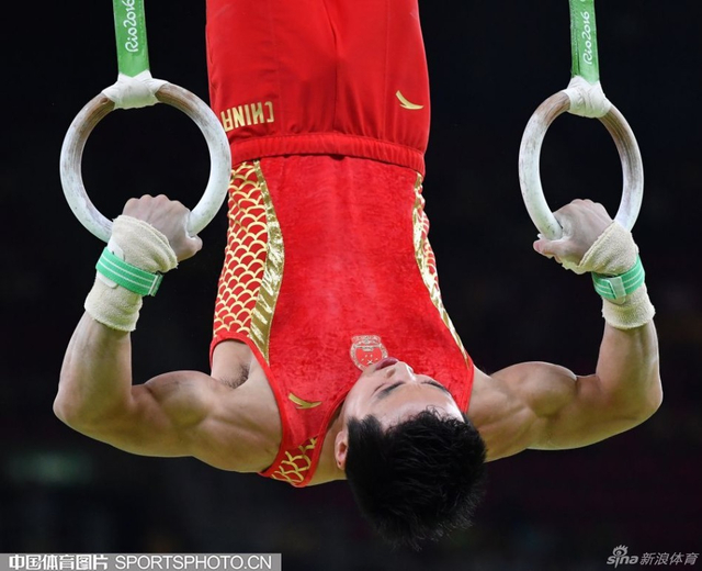 中国选手尤浩在比赛中