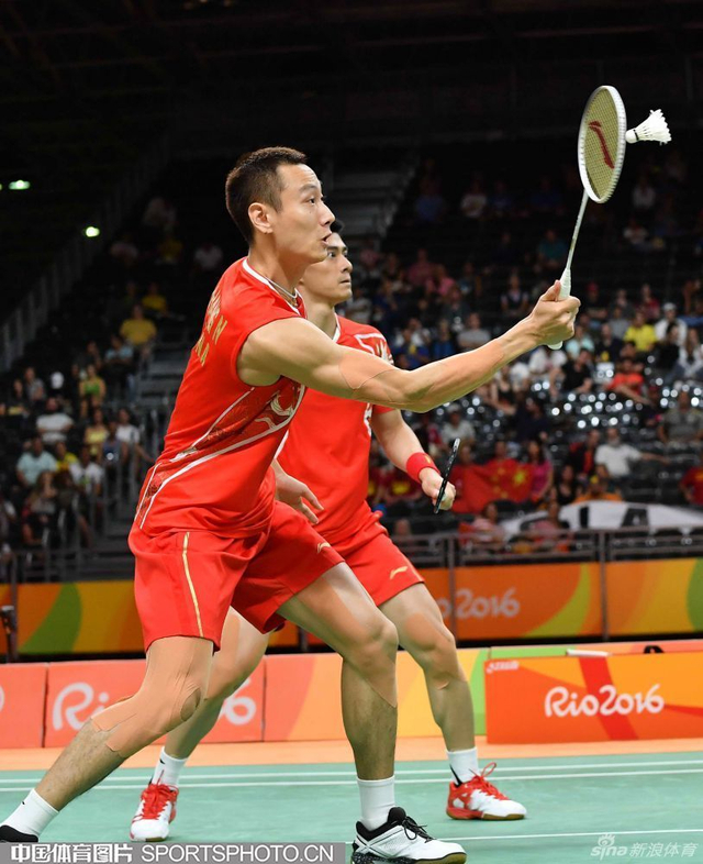 中国选手傅海峰/张楠夺金
