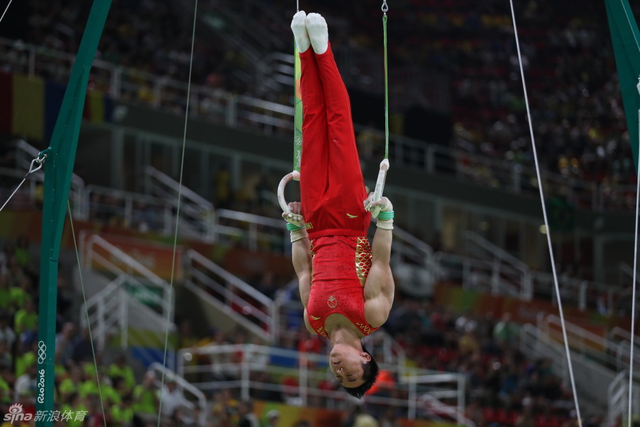 中国选手自信动作