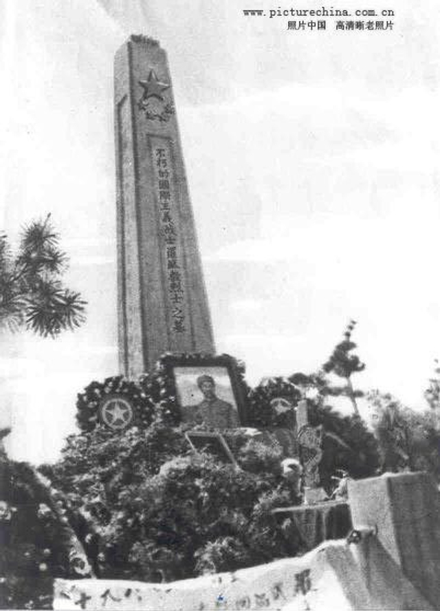 5、罗盛教烈士墓　