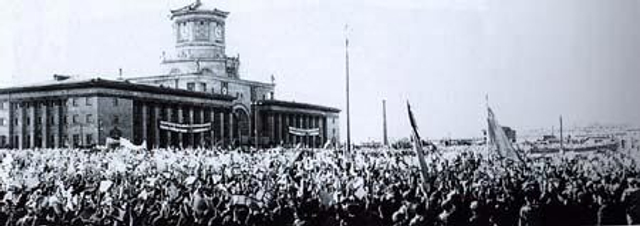 42、志愿军总部官兵告别平壤，平壤30万人举行盛大的欢送仪式