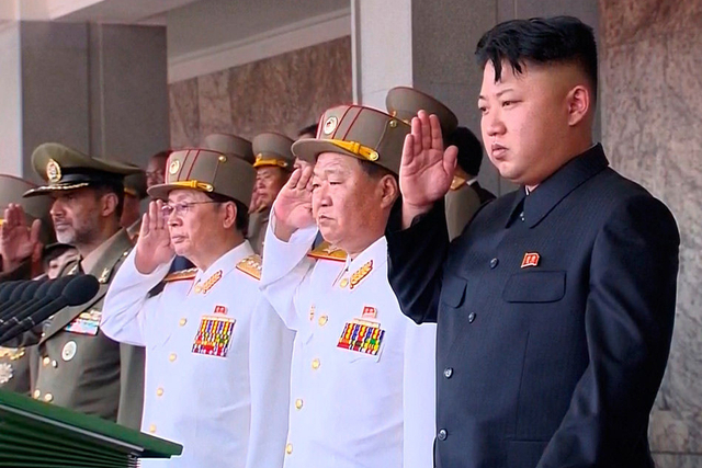 金正恩检阅部队