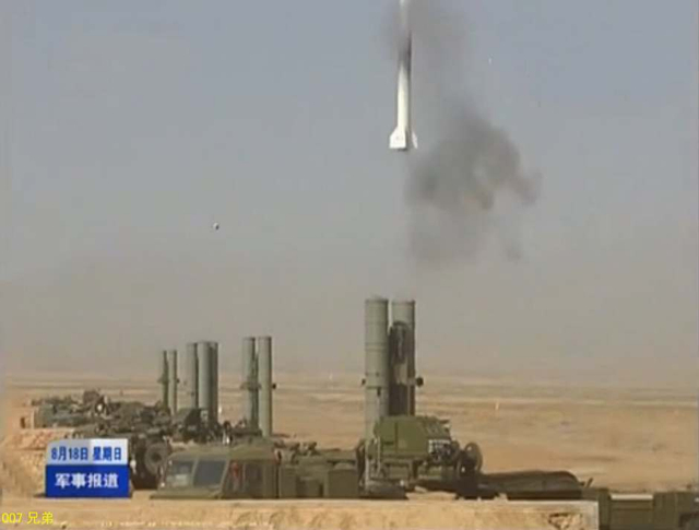 实拍解放军S-300导弹发射全过程