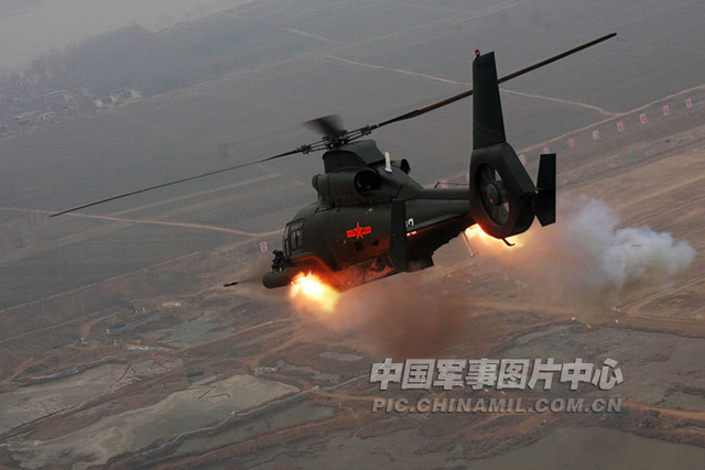 资料图：解放军陆航部队装备的武直9WA直升机